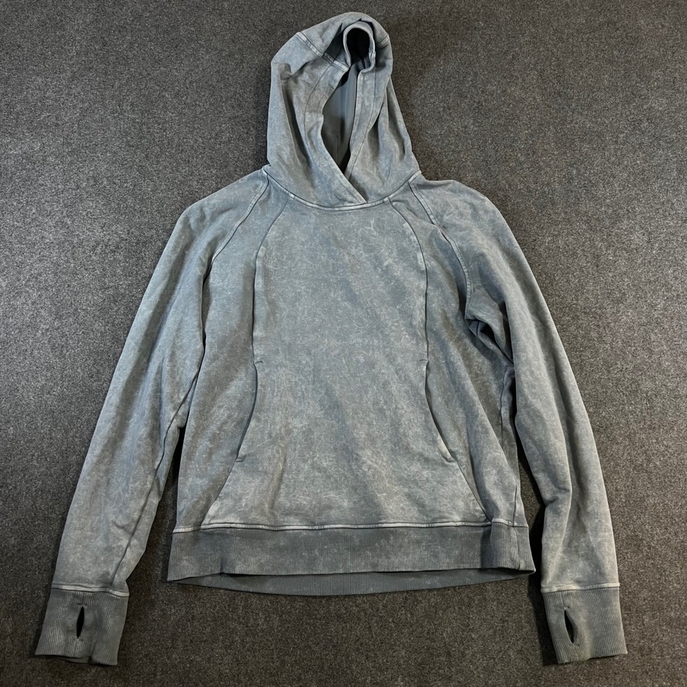 Lululemon Scuba Pullover Hoodie Washed Denim Blue Acid Wash Thumbholes Size 6